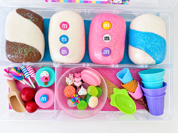 Ice Cream themed playdough kit. Perfect to make an ice cream shop, pretend play and great for imaginative play.