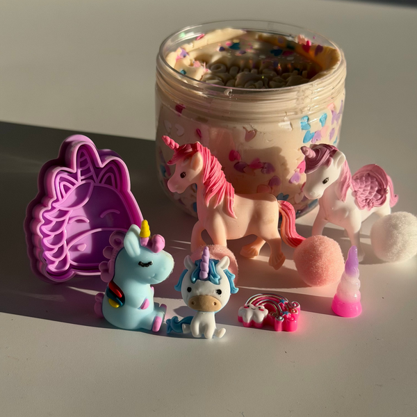Our cute little playdough kits. Super soft playdough that is perfect to squish, roll and make fun creations. Handmade In Australia with non toxic ingredients 